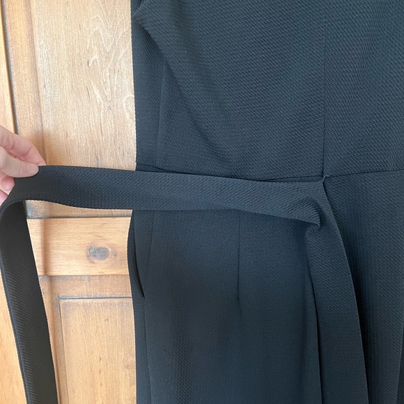 TAHARI Jumpsuit Dressy Formal Size 6 Wide Leg Black Sleeveless Crew Neck Pockets - Picture 7 of 9